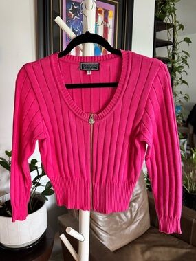 Vintage Versus Versace Vibrant Pink Ribbed Zip-Front Cropped Cardigan